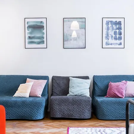 Grand Deluxe Vip Apartment