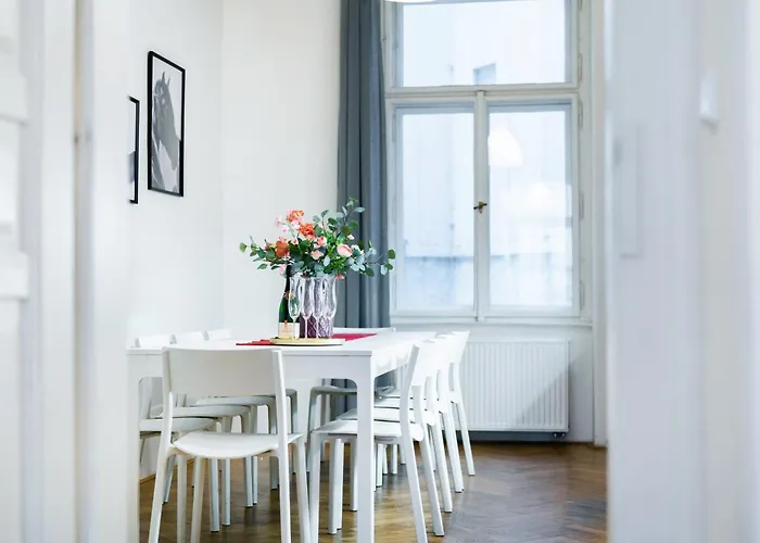 2bdr Old Town Square W Fast Wi-fi Apartament *