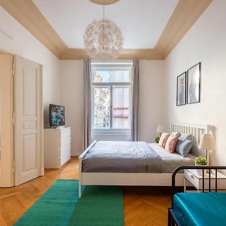 2bdr Old Town Square W Fast Wi-fi Daire Prag